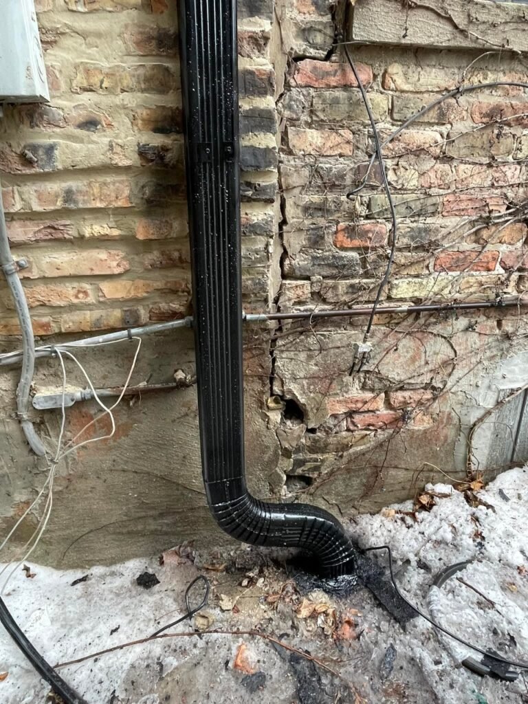 Downspout Repair service in Chicago